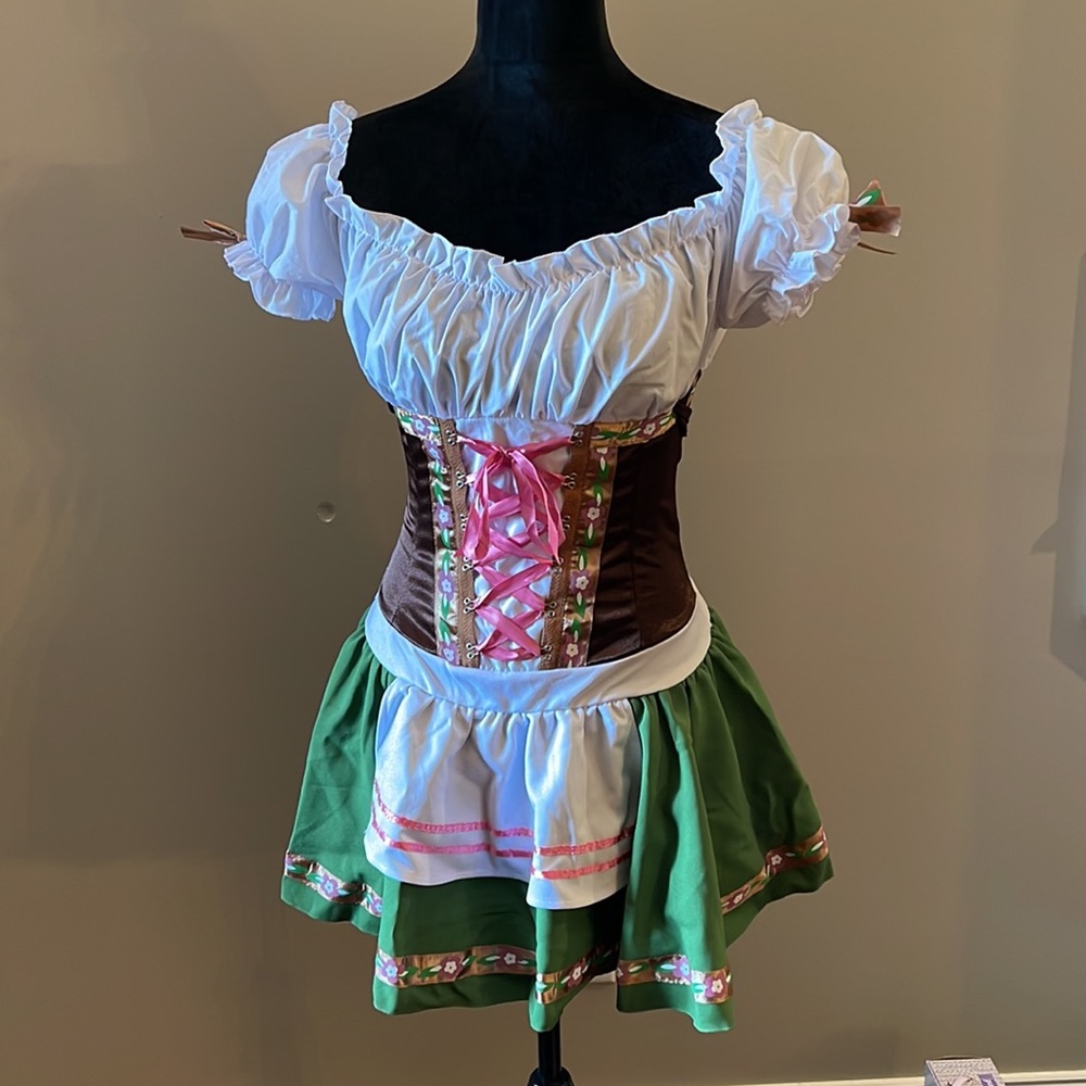 Gretchen costume